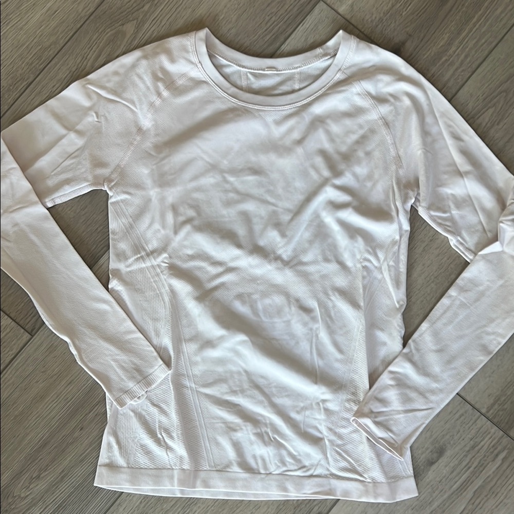 Athleta Women's White Pink Long Sleeve Top